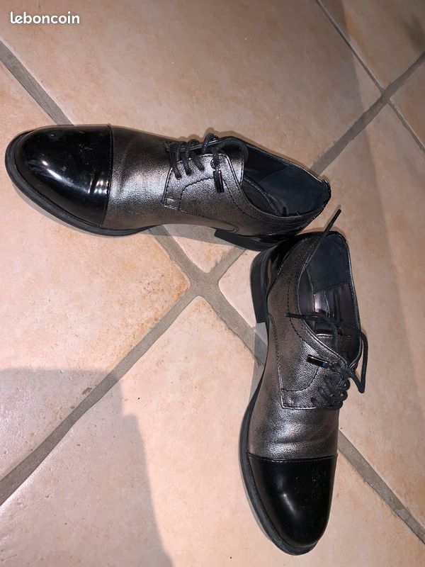 Mocassins (image 1)