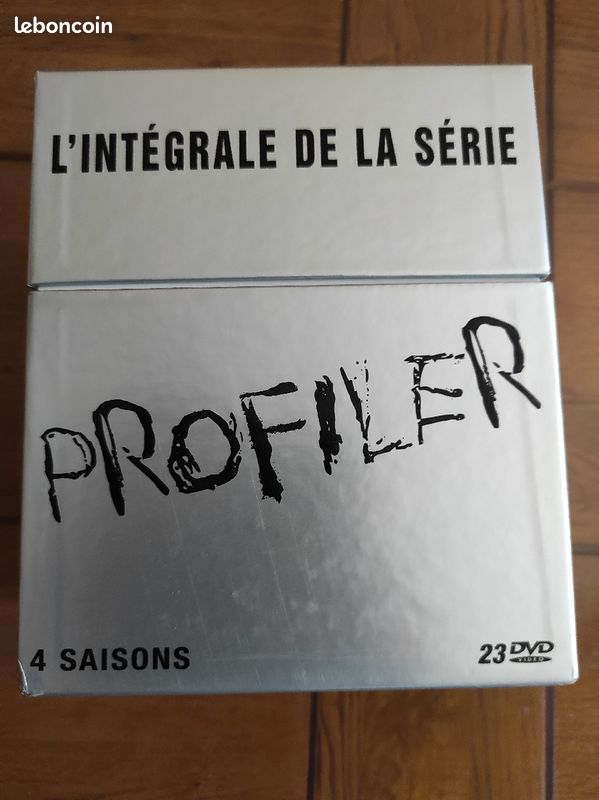 Intégrale de la série profiler - DVD - Films