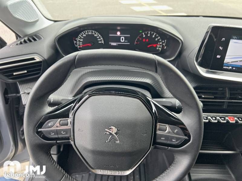 PEUGEOT 208 PureTech 100 S&S BVM6 Style (image 11)