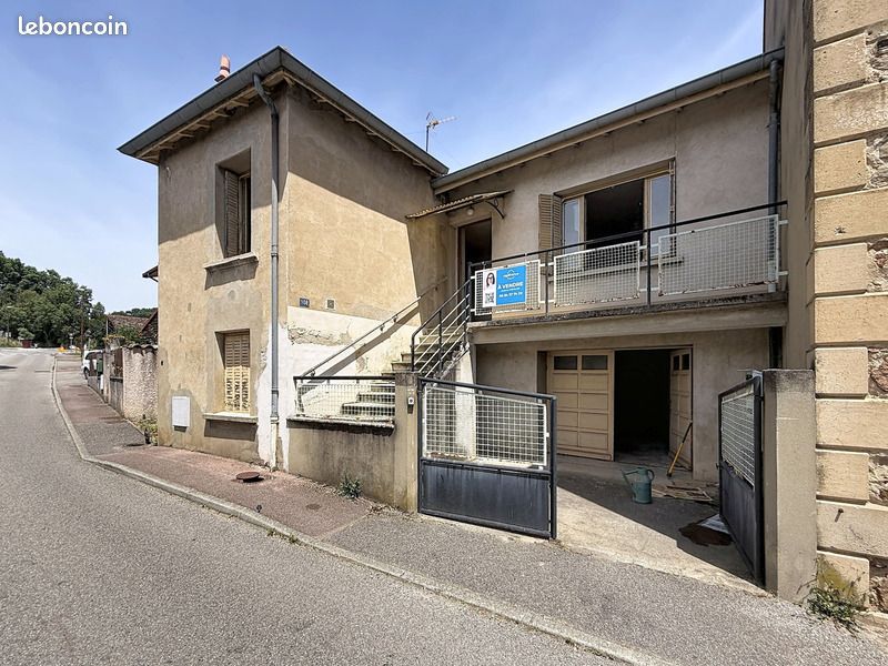 Maison 3 pièces 57 m² · à Saint-Uze · 57 m² · 90 000 €