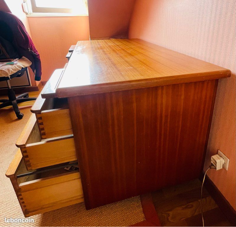 Bureau (image 6)
