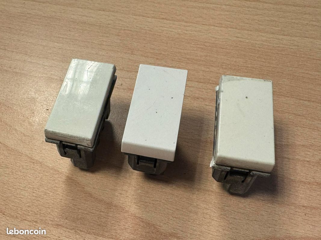 Legrand - Interrupteur VV Mosaic 1 module (image 1)