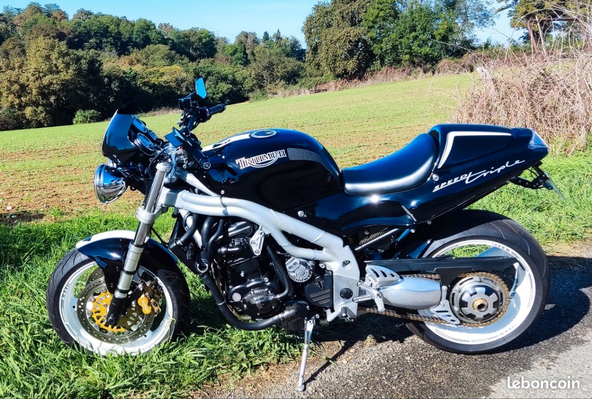 Triumph Speed Triple (image 2)