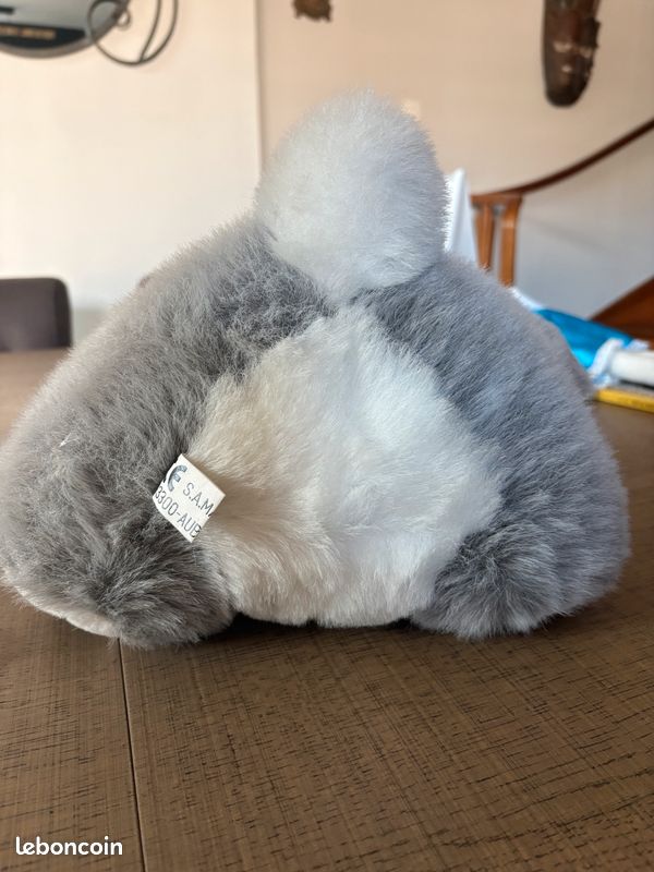 Peluche lapin gris – Avec ruban jaune et rose (image 3)