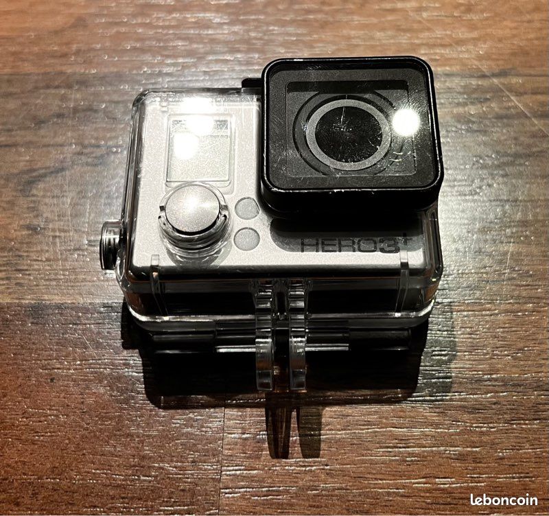 Gopro Hero 3+ avec écran et accessoires (image 1)
