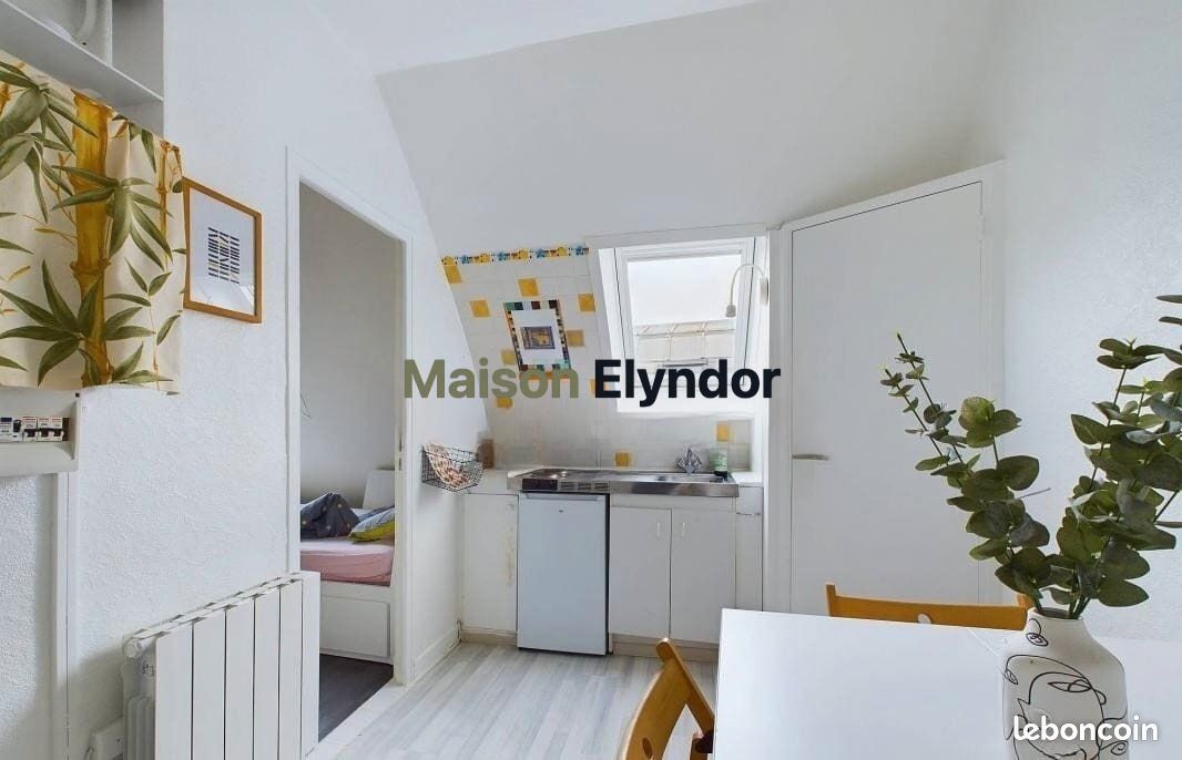Appartement 1 pièce 17 m² · à Paris · 17 m² · 765 €