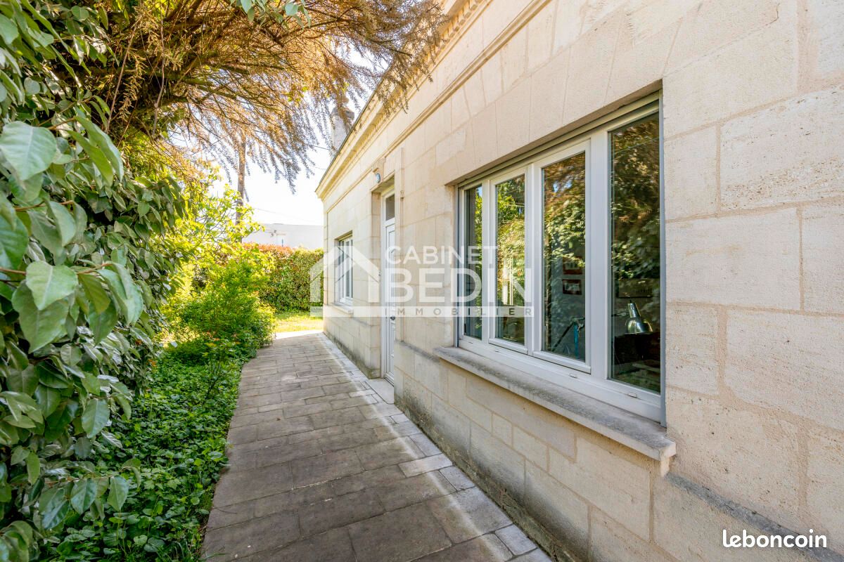 Maison 8 pièces 185 m² · à Pessac · 185 m² · 640 000 €
