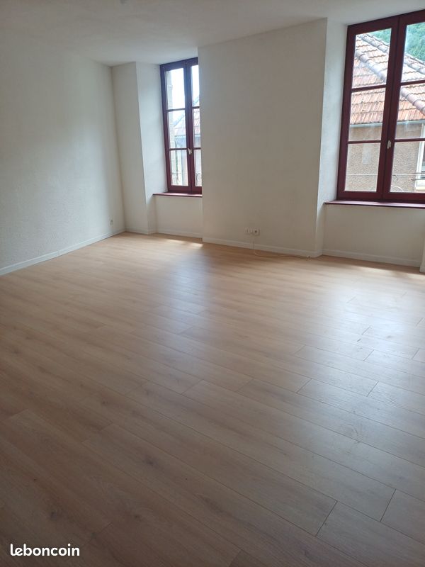 Logement 3 pièces 70m2 400e (image 1)