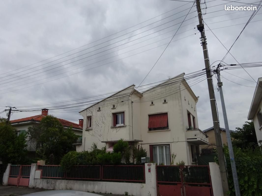 Maison 8 pièces 140 m² · à Toulouse · 140 m² · 270 000 €
