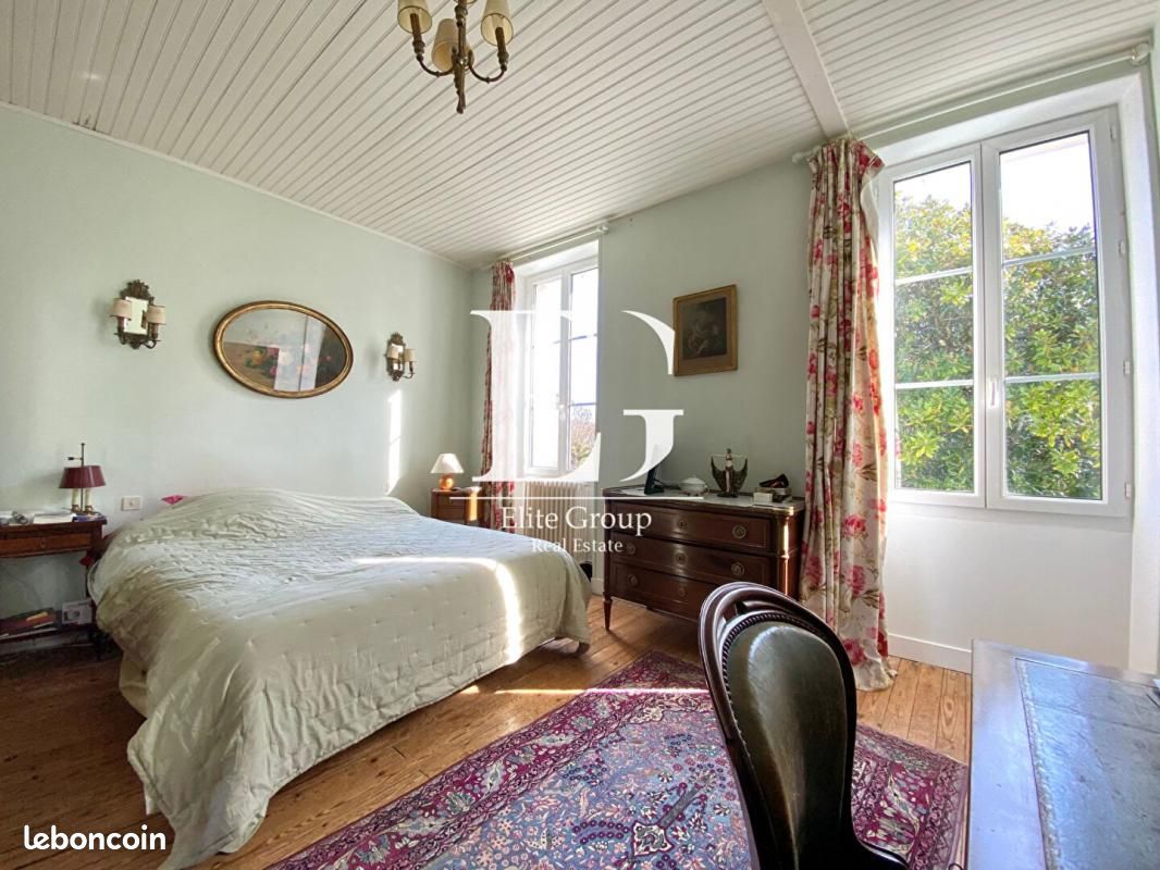 Maison 10 pièces 331 m² - Touvre 16600 (image principale 9)