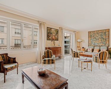 Appartement 750 000 € - 125 m²