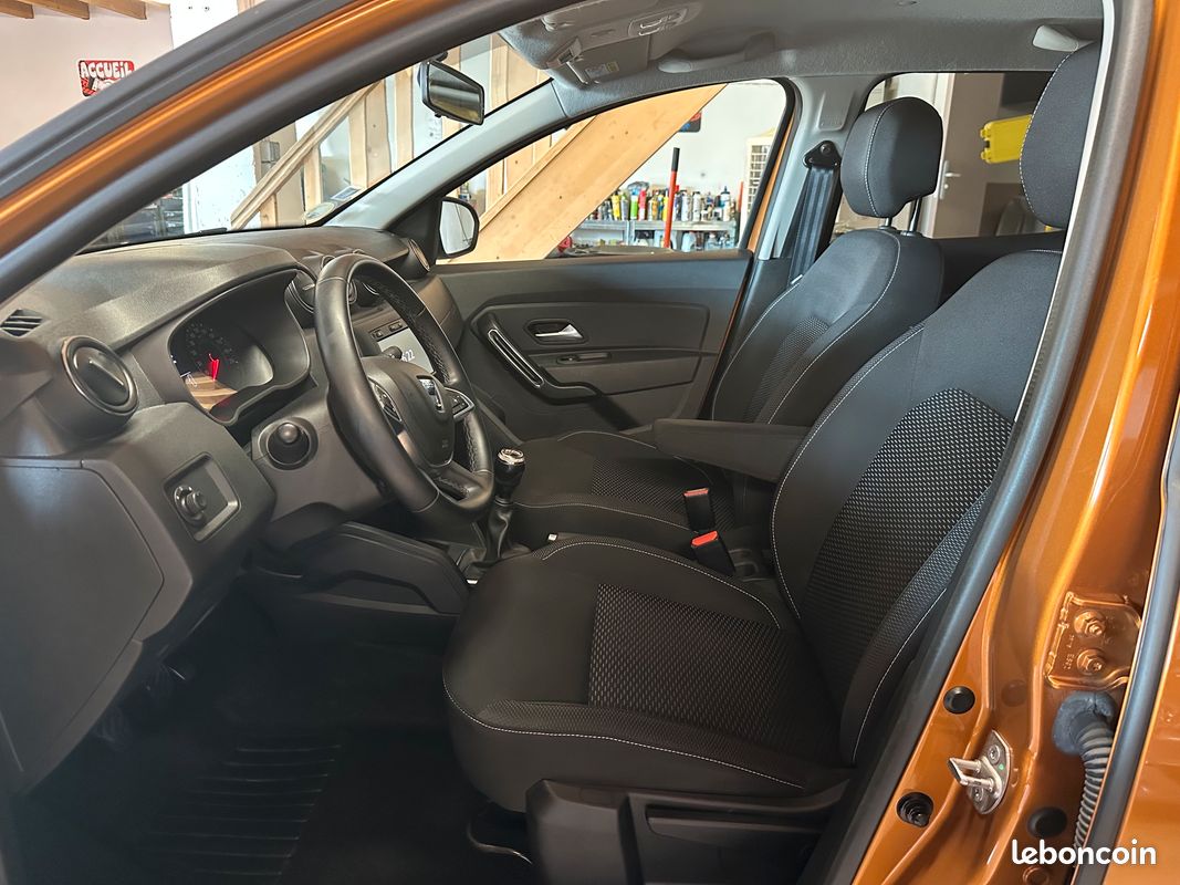 Duster 1.5 Blue dCi 115ch Techroad 4x4 GPS 93900 KMS GARANTIE 12 MOIS (image 4)