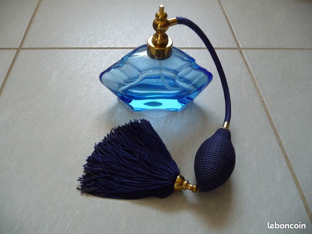Vaporisateur en véritable cristal bleu 24 % pbo - Neuf (image 1)