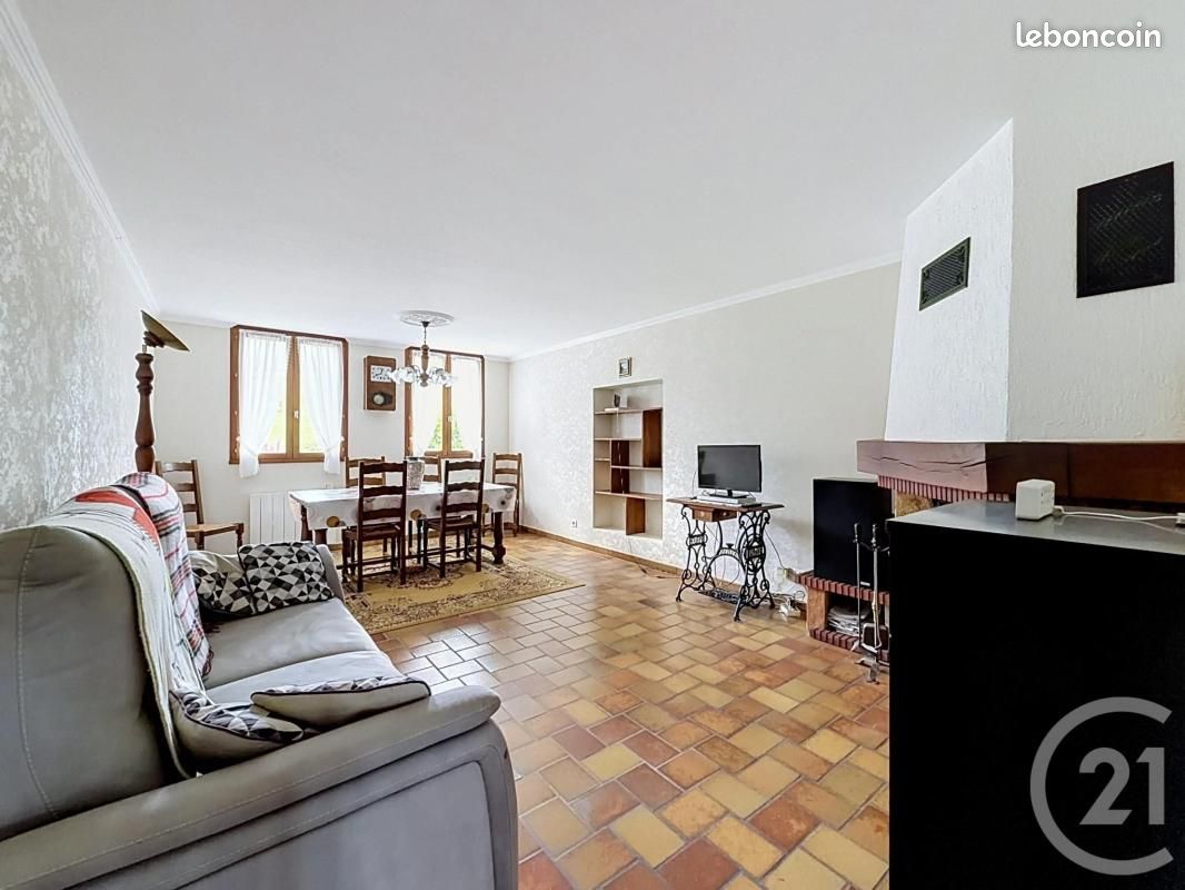 Maison 3 pièces 107 m² · à Hauts de Bienne · 107 m² · 195 000 €