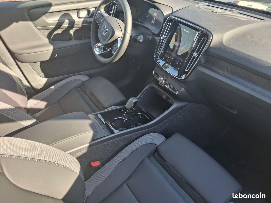 VOLVO EX40 Twin Performance 442 ch 1EDT Ultra (image 19)