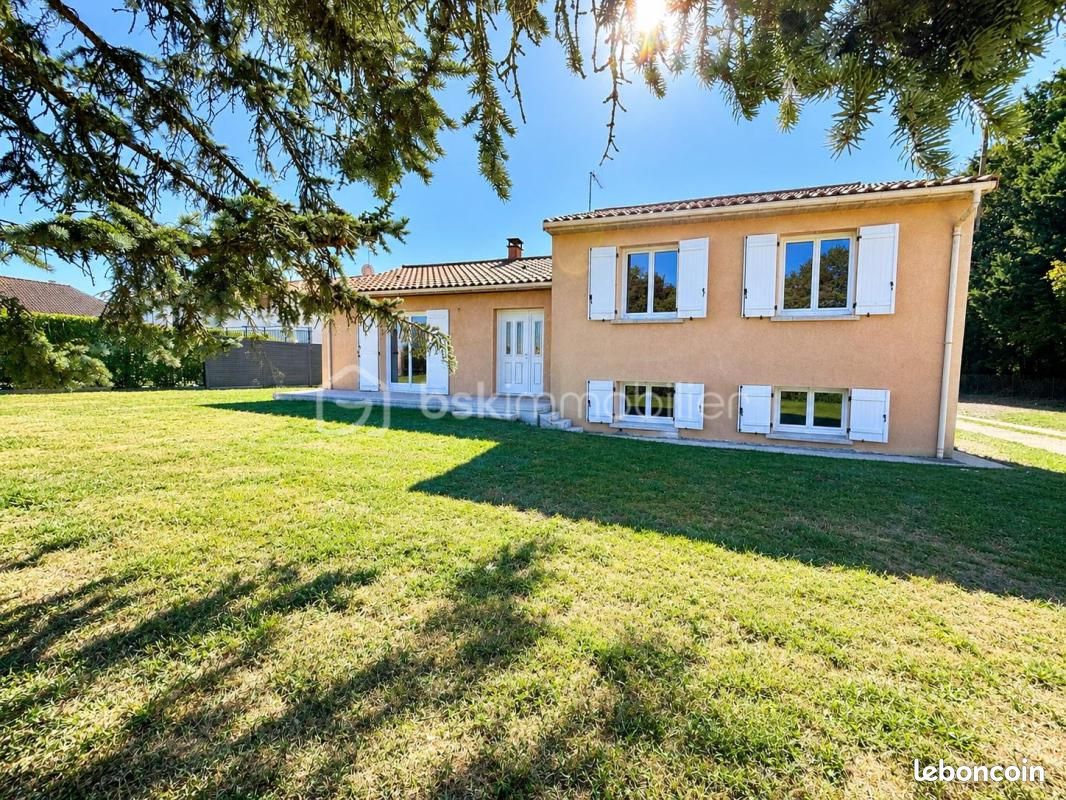 Maison 5 pièces 112 m² · à Saint-Julien-l'Ars · 112 m² · 228 000 €