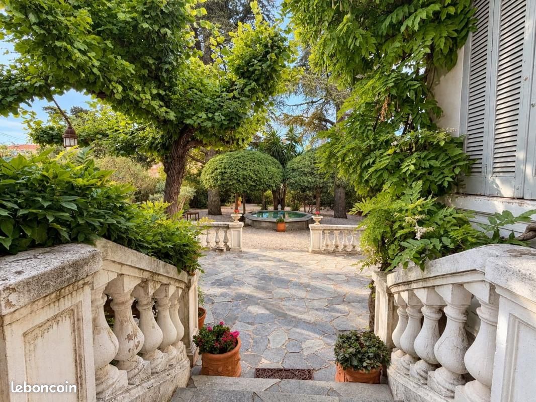 Maison 6 pièces 165 m² · à Toulon · 165 m² · 820 000 €