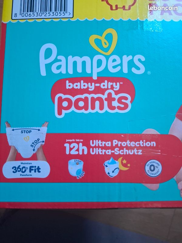 Couches pampers pants taille 4 (image 2)
