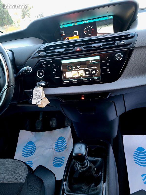 Citroën Grand C4 SpaceTourer 1.6 Bluehdi 120 chevaux Business 7 places (image 12)