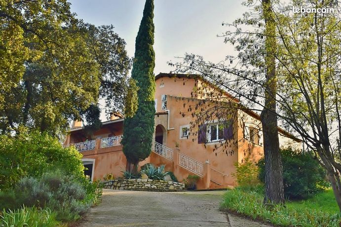 Maison 6 pièces 168 m²
