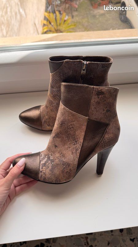 Bottines à talon (image 1)