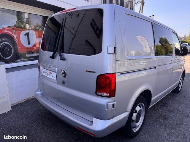 VOLKSWAGEN Transporter T6 2.0TDI 4 MOTION DSG BUSINESS LINE 198CH L1H1 (image 4)
