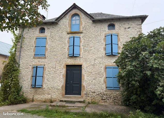 Maison 9 pièces 250 m²
