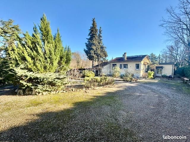 Maison 6 pièces 105 m² · à Tourrettes · 105 m² · 480 000 €