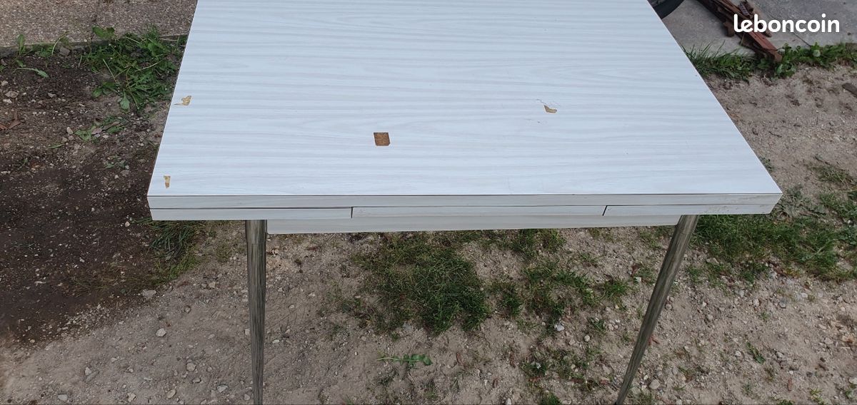 Table camping ou d appoint démontable (image 2)