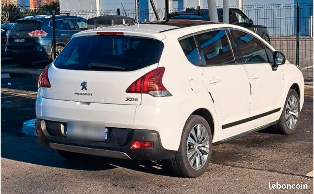 Peugeot 3008 2.0 hdi 150CV FAP faible kilométrage (image 2)
