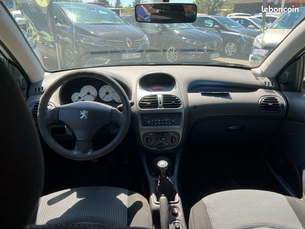 Peugeot 206 Affaire Pack CD (image 5)