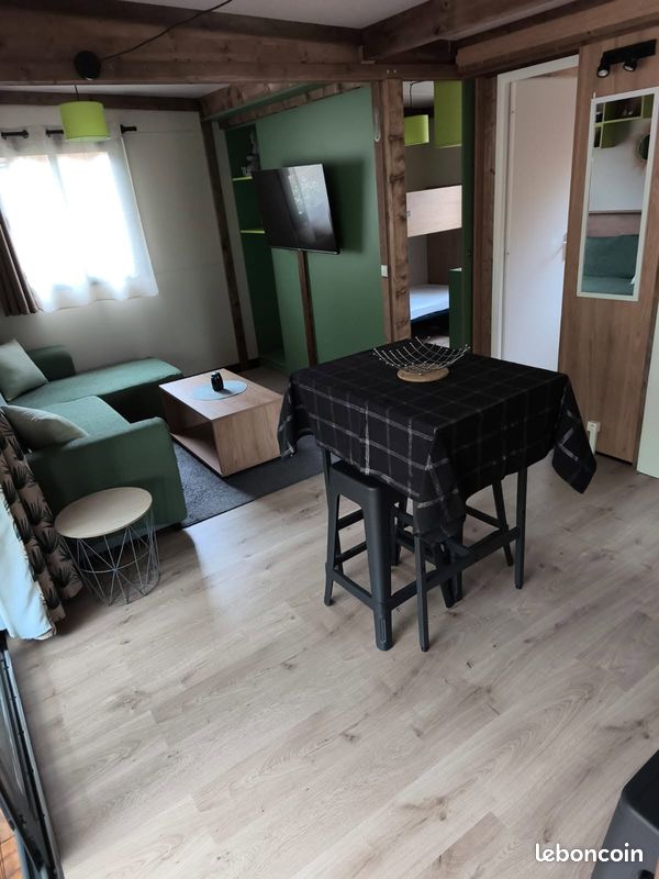 Local commercial 3 pièces 52 m² · à Onesse-Laharie · 52 m² · 62 900 €