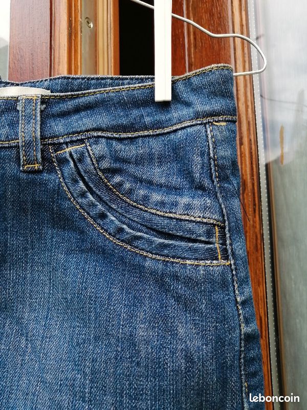Jupe mi longue en jean avec broderies taille 34 (image 4)