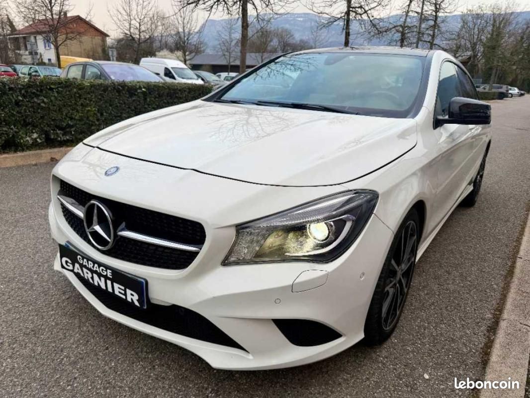 Mercedes CLA Shooting Brake 180 Sensation 7-G DCT (image 8)