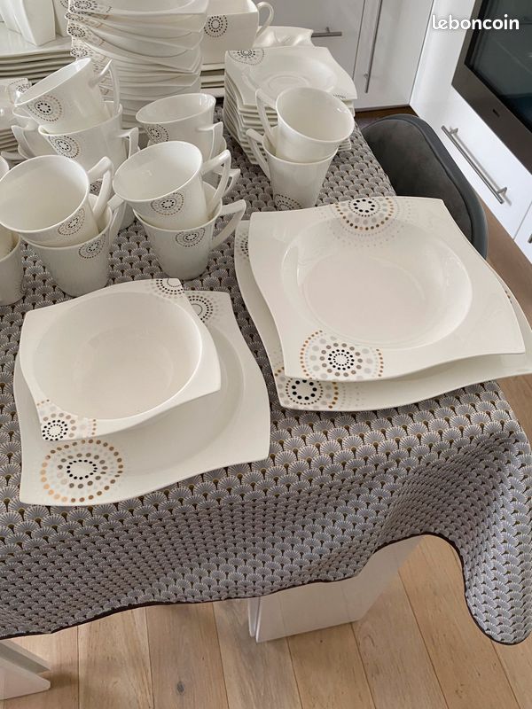 Service de table complet (image 4)