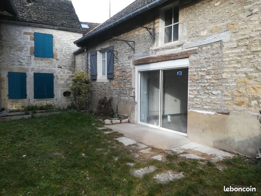 Maison 31 pièces 80 m² · au Val-d'Esnoms · 80 m² · 430 €/mois