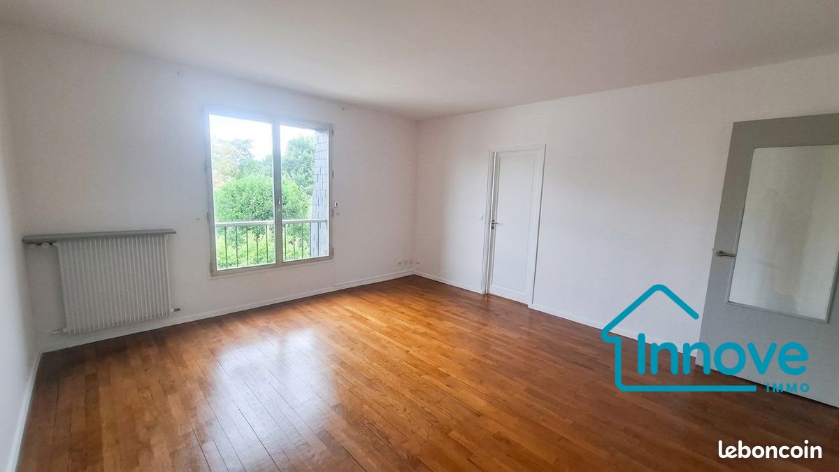 Appartement 2 pièces 43 m² · à Versailles · 43 m² · 1 134 €/mois