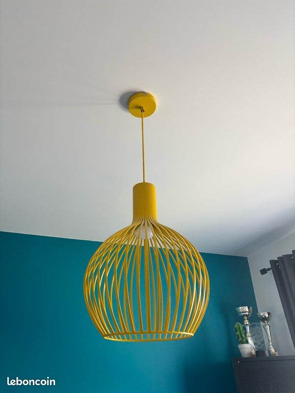 Lustre (image 2)