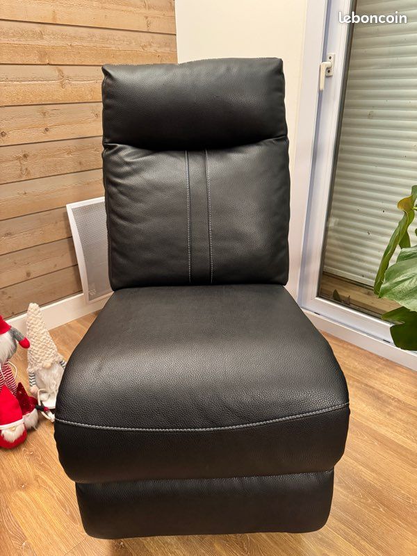 Fauteuil similicuir (image 1)