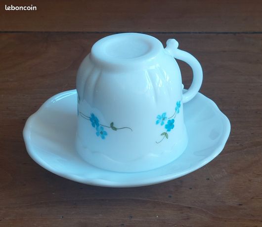 6 Grande Tasses a café + Soucoupe Modèle Veronica Myosotis Arcopal Vintage NEUVE