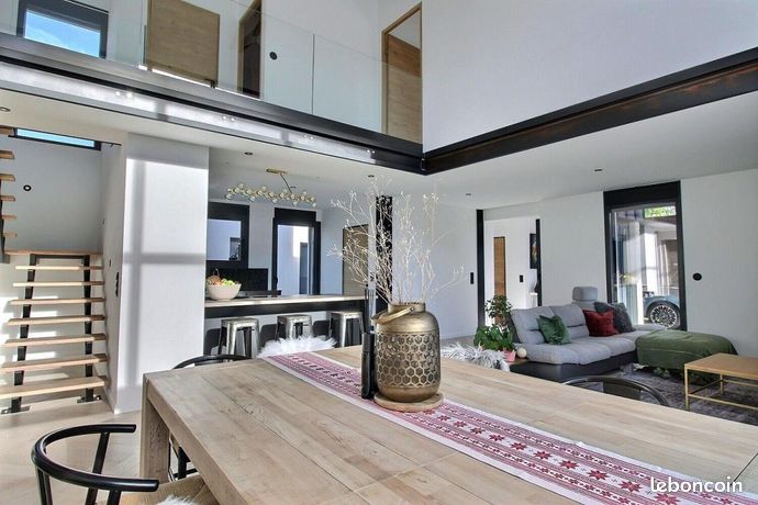 Maison de ville 7 pièces 198 m²