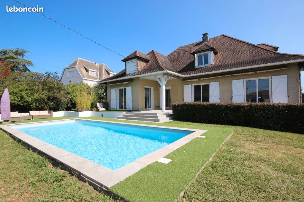 Maison 6 pièces 224 m² · à Arthez-de-Béarn · 224 m² · 1 300 €/mois