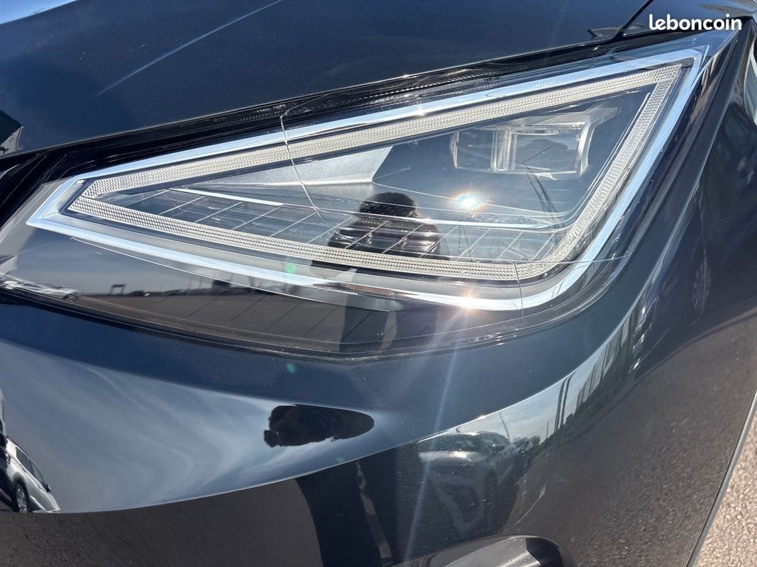 SEAT Arona 1.0 TSI 95 ch Start/Stop BVM5 Copa (image 30)