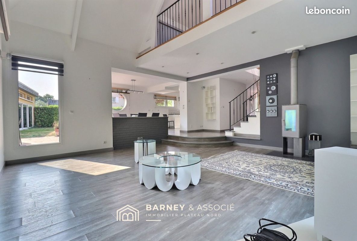 Maison 7 pièces 200 m² · à Mont-Saint-Aignan · 200 m² · 665 000 €