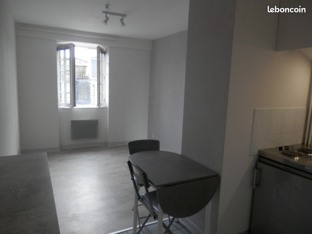 Studio 1 pièce 18 m² - Poitiers 86000 (image principale 1)
