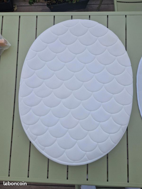 Matelas lit STOKKE Sleepi Mini et son alèse (image 4)