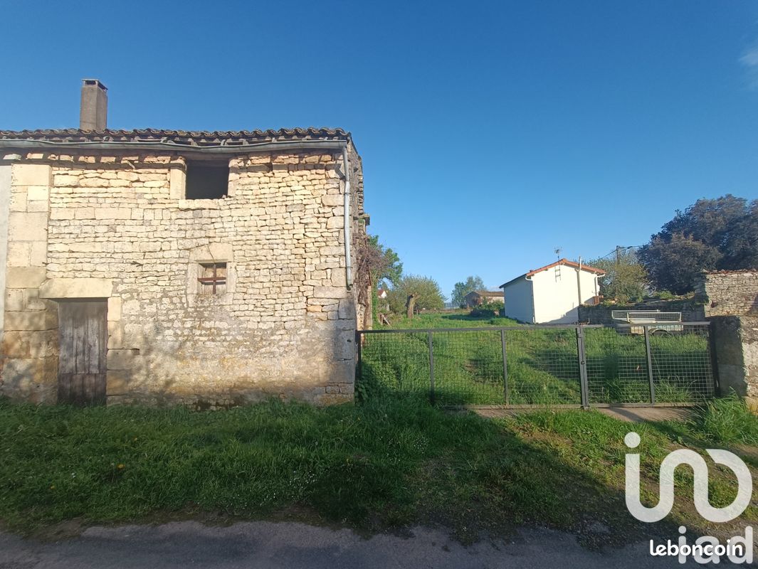 Propriété 2 pièces 36 m² - Échiré 79410 (image 3)