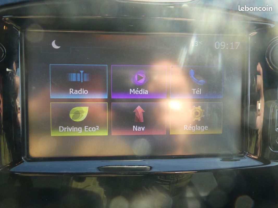 Renault CLIO IV 1.5 DCI 90CH ENERGY ICONIC EURO6 2015 (image 12)