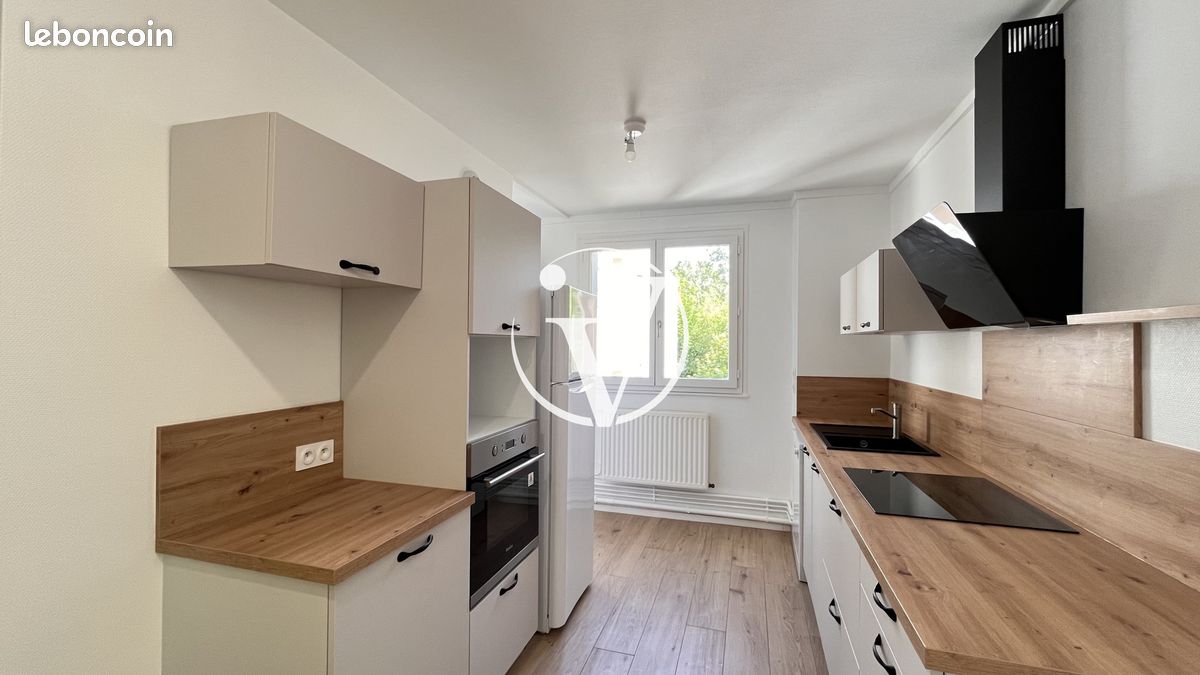 Appartement 3 pièces 82 m² · à Vendôme · 82 m² · 790 €