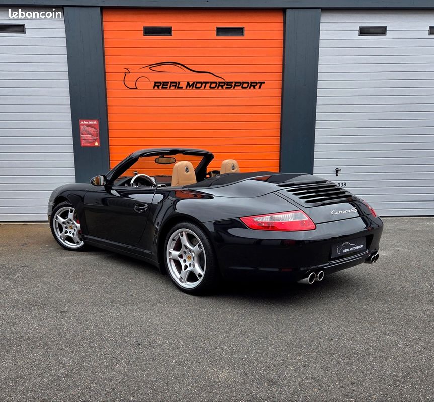 Porsche 997 carrera 4s cabriolet (image 2)
